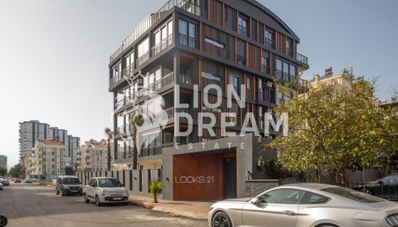 Şirinyalı Mah. Satılık Oturuma Hazır Müstakil Bahçeli Havuzlu Lüks 2+1 Eşyasız Rezidans